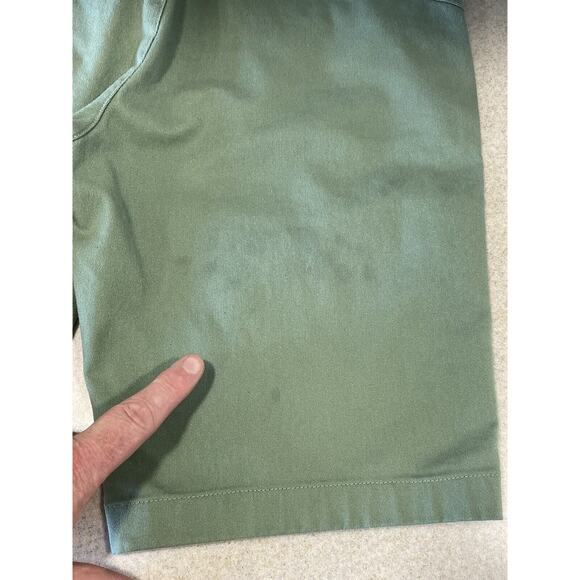 Volcom Green Chino Shorts Women’s Size 28 Skater Vibe Outdoors Summer Wear - Picture 12 of 12